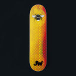 Modern Urban Humla Monogram Mini Skateboard Bräda 18,5 Cm<br><div class="desc">Ta lite luft och flyt som ett bi med denna moderna gult och orange-tittar stadsdäck. Gatukonst stil med honeycomb mönster. Monogrammat med brev initialer i ett grunkteckensnitt. Oavsett om du är en sidopromenad,  gatuförare eller kärlek,  så kommer du att stå ut med ditt eget unika tittar kort.</div>