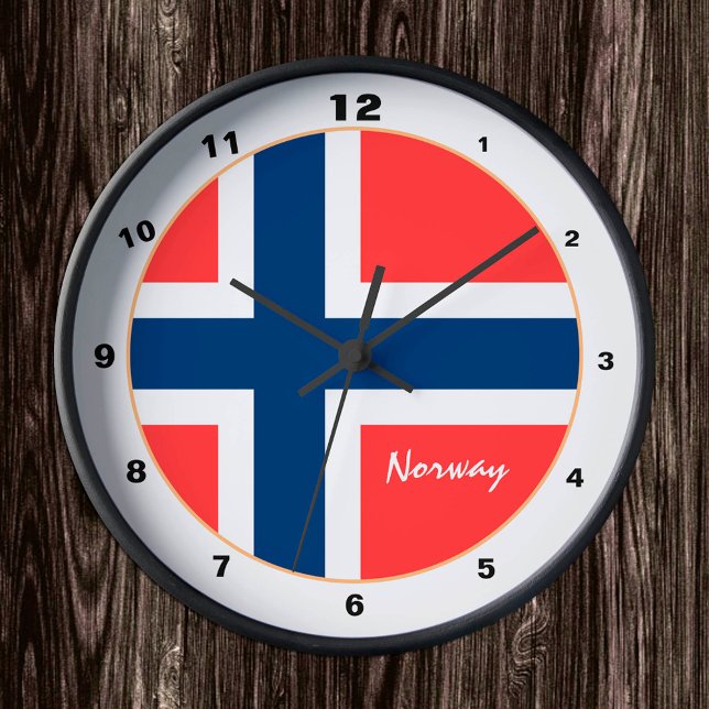 Modern utformning av trendiget Flagga och Norge i  Rund Klocka (Skapare uppladdad)
