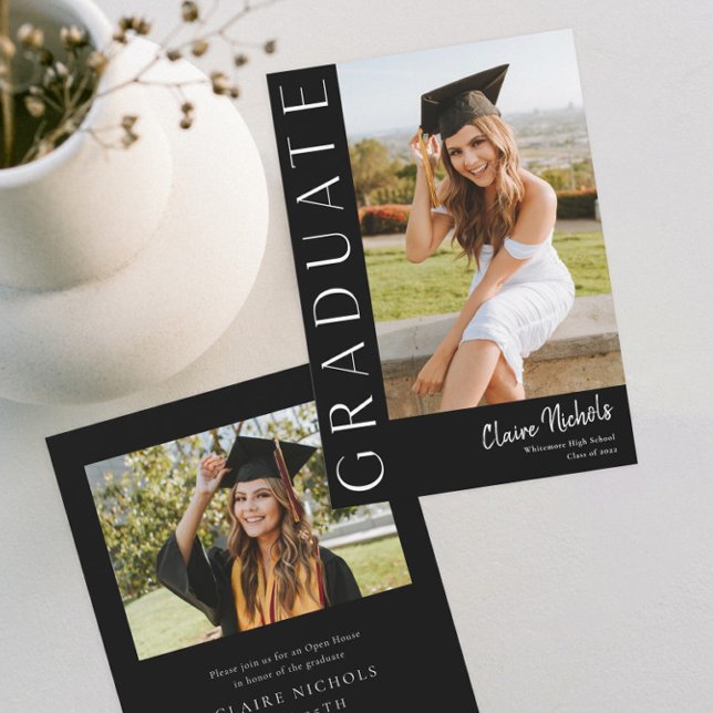 Modern Vertikal Fotexamen Inbjudningar (Modern Black and White Photo Graduation Invitation.)