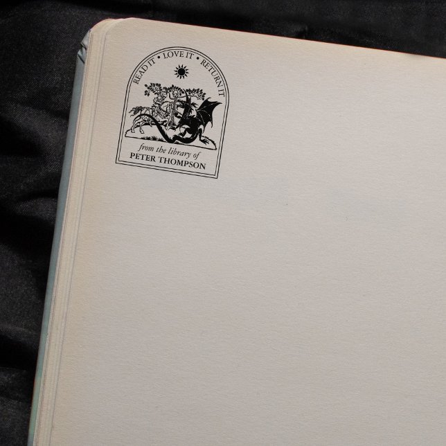 Modern Vintage Drakkrigare Från Biblioteket  Stämpel (Skapare uppladdad)