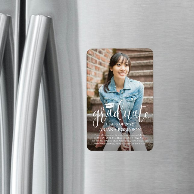 Modern Vit skriptfotomeddelande i Studenten Magnet (Skapare uppladdad)