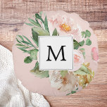 Modern Watercolor Rosa Flowers Monogrammed Rund Kudde<br><div class="desc">Modern Watercolor Rosa Flowers Monogrammed</div>