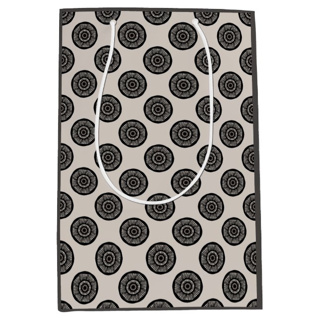 Modern Wheel Mönster Mocha Brown Taupe (Framsidan)