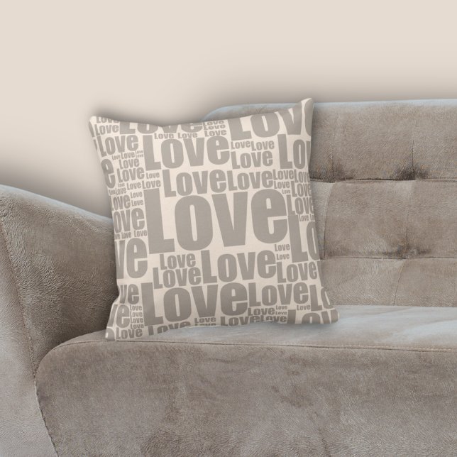 Modern White & Grått Kärlek Typography Mönster Kudde (Modern White & Grey Love Typography Pattern Throw Pillow)