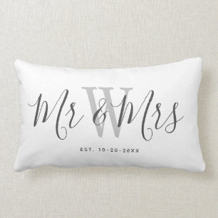 Modern White Grått Mr. och Keepie Monogrammed Lumbarkudde