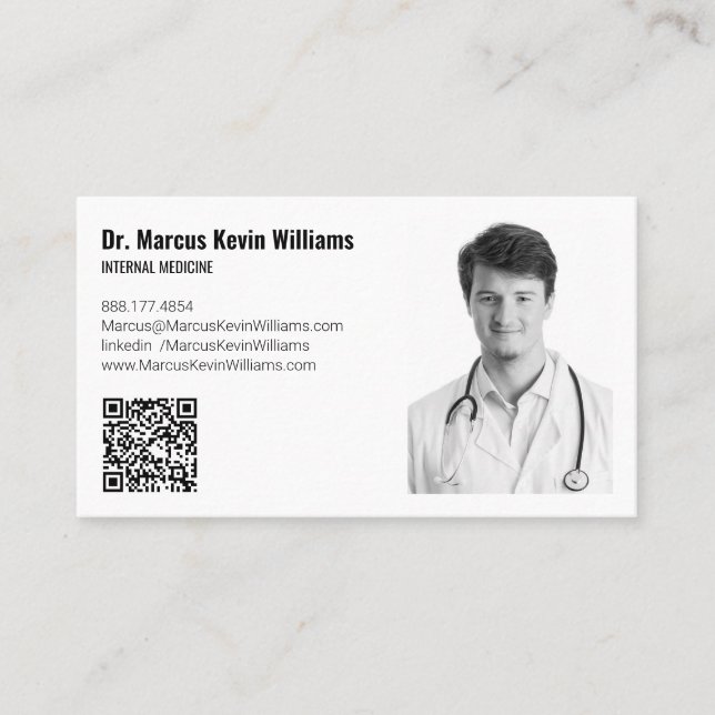 Modern White Minimalist Medical Doctor Horizontal Visitkort (Framsida)