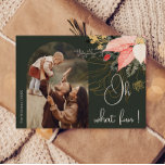 Modern Winter Blommigt Arch Oh What roligt One Pho Julkort<br><div class="desc">I den moderna vinterkartan, vilken roligt har ett fotokort med helgdag och elegant med klara vattenfärgbilder av rött och rosa poinsettias och en känslig vintergrön blommigt? Med chic botaniskt inslag som gräs, holly och vinterbär tillför kortets färgade palett, inklusive dammiga accenter från ro och guld, en boho-beröring till ett modernt...</div>