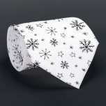 Modern Winter Snöflingor Black and White Slips<br><div class="desc">Modern Winter Snöflingor Black and White Mönster Tie - fallande snöflingor mönster i svartvitt. Perfekt för helgdagarna och vintern. Det är en mycket tankfull gåva.</div>