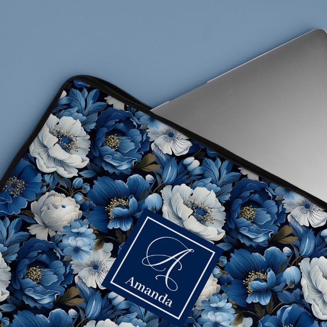 Moderna Blå Blommor Elegant Blommig Datorfodral (Modern Blue Flowers Elegant Floral Laptop Sleeve Case)