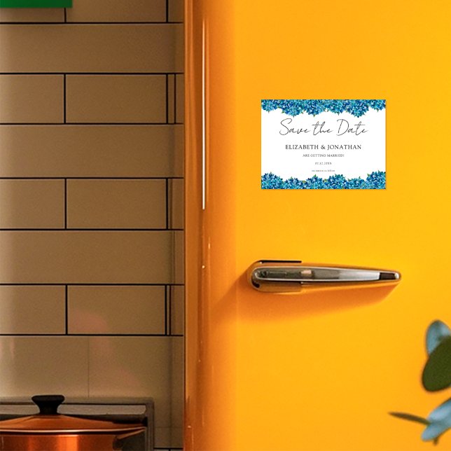 Moderna blå hydrangeor Navyblå randig bröllops- Magnetisk Inbjudningskort (Skapare uppladdad)