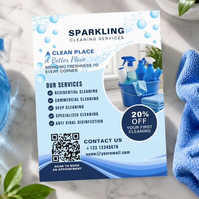 Moderna Blå Vita Professionella Städtjänster   Reklamblad (Skapare uppladdad)