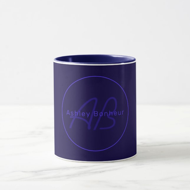 Moderna djupröda färger | Cool Namn & Monogram Mugg (Center)