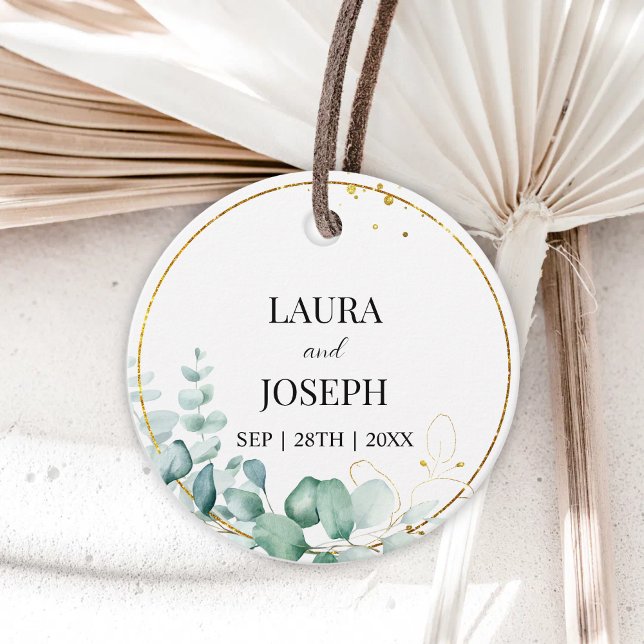 Moderna grönskande guld rustika bröllopsgåvor gåvor etiketter (Modern greenery gold rustic favor tags add charm and a personal touch to wedding gifts)