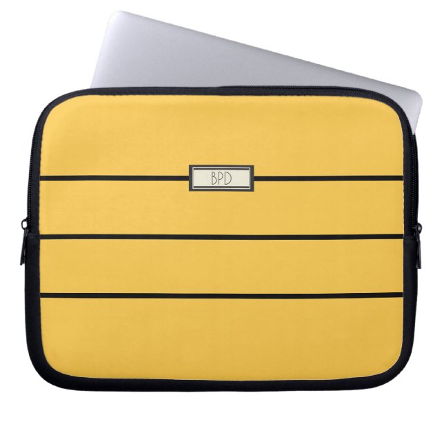 Moderna klassiska monogram initialer Stilfull gul Laptop Fodral (Framsidan)