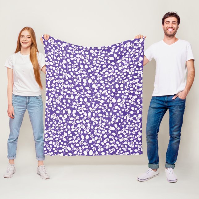 Moderna lila vita blommor blomstergrenar fleecefilt (På plats)