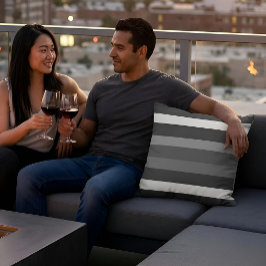 Moderna Linear | Carbon & Obsidian Kudde