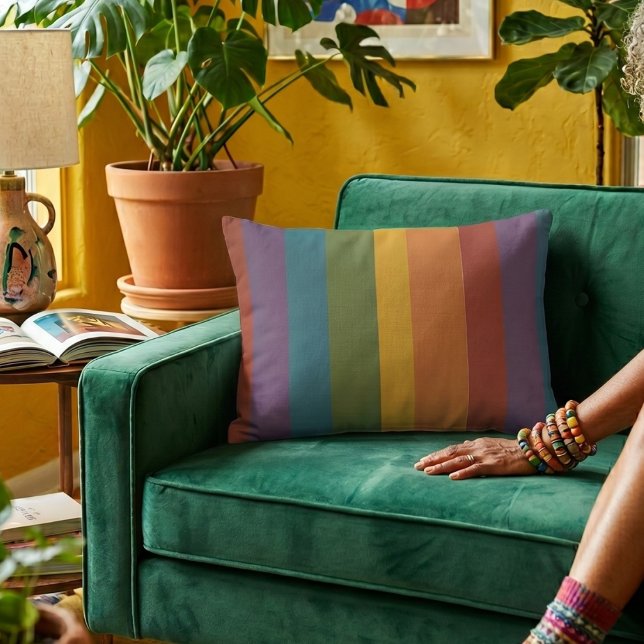 Moderna Linear | MCM Rainbow Prydnadskudde (Lifestyle Shot)