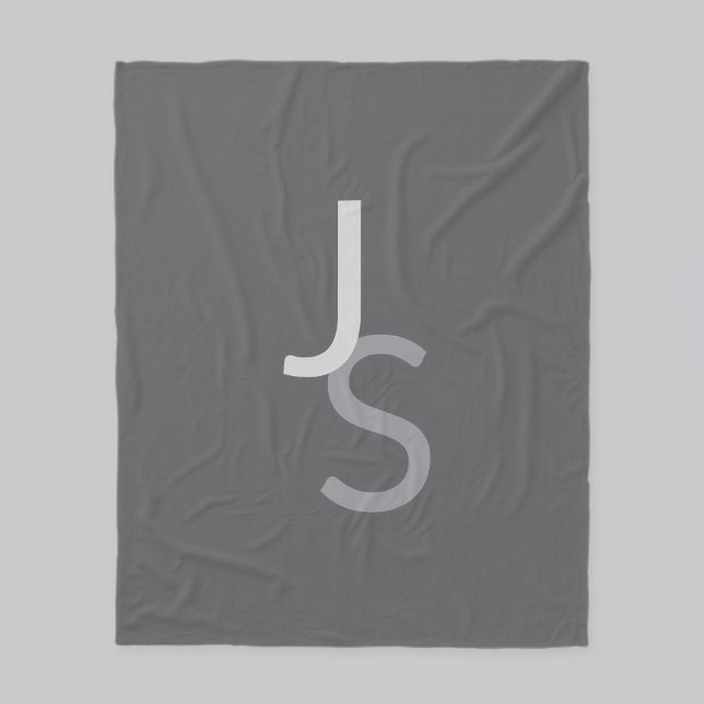 Moderna överlappande initialer med monogram | Grå Fleecefilt (Skapare uppladdad)