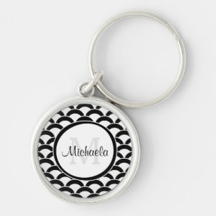Moderna svartvita kammusslor Monogram och namn Rund Silverfärgad Nyckelring