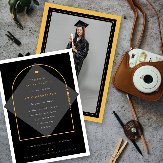 Moderna valvtofsar ram foto examensfest inbjudningar (Arch Tassels Minimalist Frame Photo Graduation Party Invitation | fatfatin @ zazzle.com/color_therap)