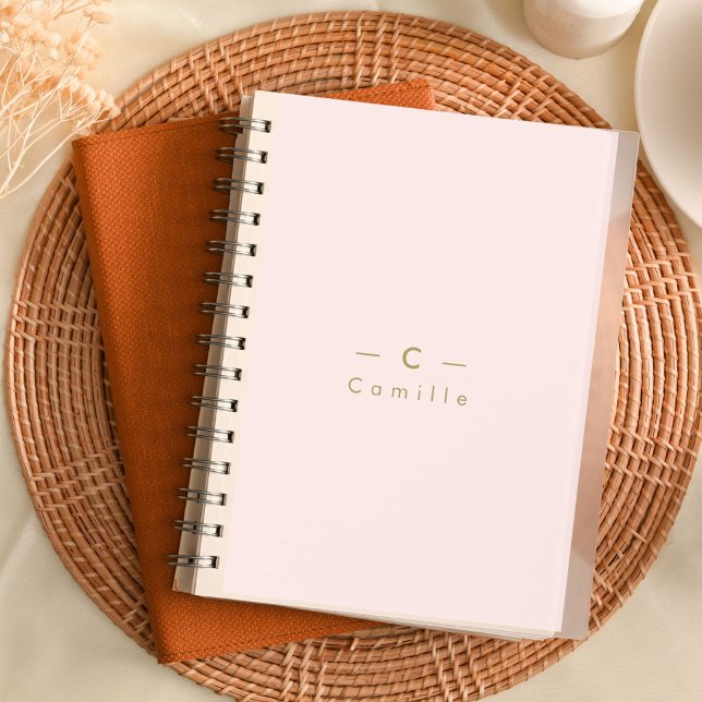Moderne Minimaliste Rose Initiale Anteckningsbok (Custom bridesmaid notebook, modern pink)