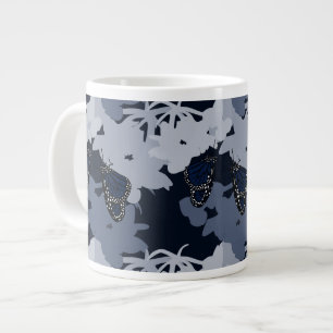 Moderner Purpur Schmetterling & Bluete Jumbo Mugg