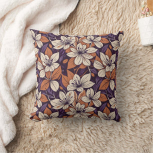 Modernist Fall Flowers Lila & Cream Dekorativ kudd Kudde