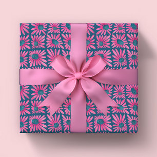 Modernt blommigt blocktryck rosa tusenskönor presentpapper