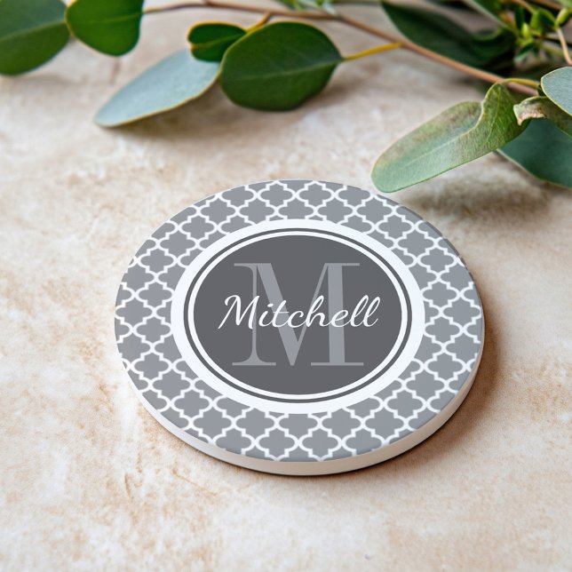 Modernt Charcoal Grått Quatrefoil Monogram Underlägg (Skapare uppladdad)