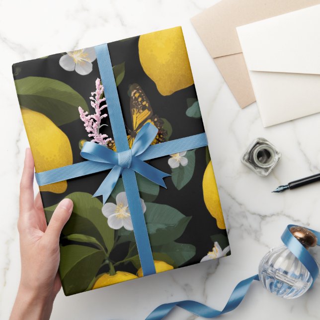Modernt citron citrus blommig fjärilmönster presentpapper (Gifting)