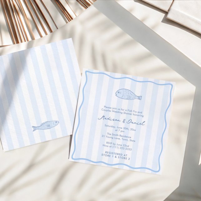 Modernt Doodle Fiskfest Förlovningsfirande Inbjudningar (Trendy hand-drawn blue and white fish fry couples wedding shower invitation)