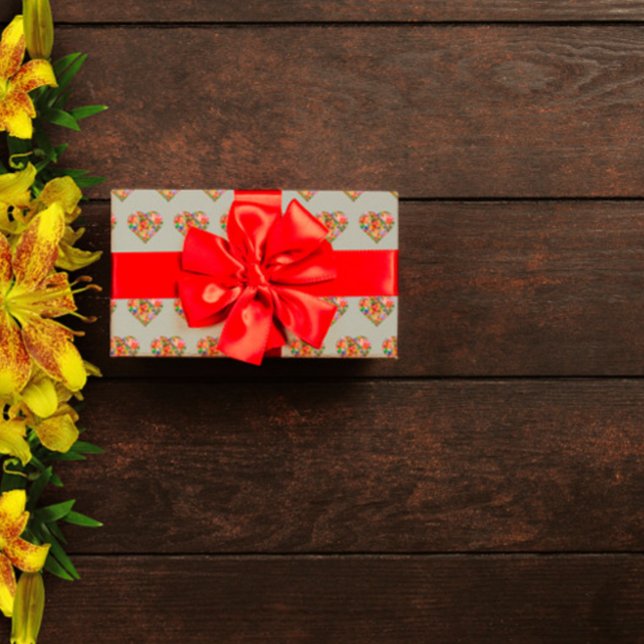 Modernt färgat hjärta grått mönster presentpapper (Skapare uppladdad)