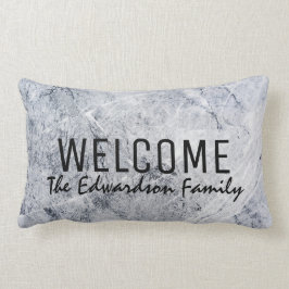 Modernt grått namn för monogram för lumbarkudde