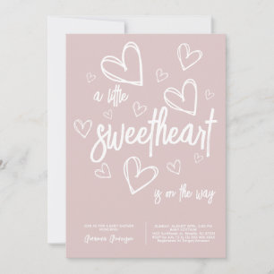 Modernt hjärta baby shower för flicka i rosa inbjudningar
