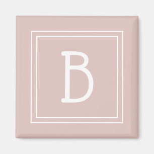 Modernt lantlig hem Monogrammerad Rosa & Vit Initi Magnet