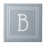 Modernt lantlig monogram blå & vit initial kakelplatta<br><div class="desc">Modern & Stylish personlig monogram tillagd till dekorativ chic enkel uppdaterad dekorativ kakel i mjuk blå och vit. Bra presentidé! Anpassa enkelt med designverktyg för att göra det till ditt eget! Kontakta mig på beachpausedesigns@gmail.com om du behöver hjälp eller har frågor om detta eller någon av våra designer. Andra designalternativ...</div>