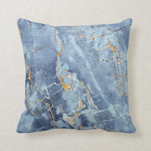 Modernt moderiktigt marmormönster i blåttguldgrått kudde