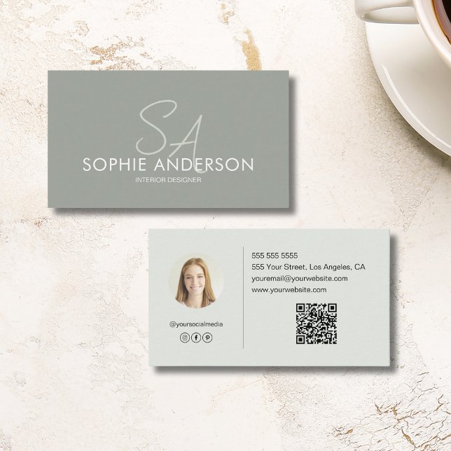 Modernt Monogram Foto QR Sagegrön Professionell Visitkort (Modern Monogram Photo QR Sage Green Professional Business Card)