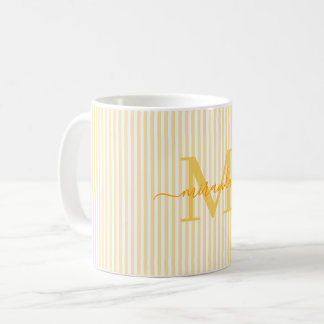 Modernt namn med gul randmonogram kaffemugg