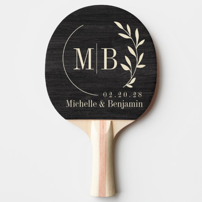 Modest Dark Wood Leaf Wedding Monogram Pingisracket (Framsidan)