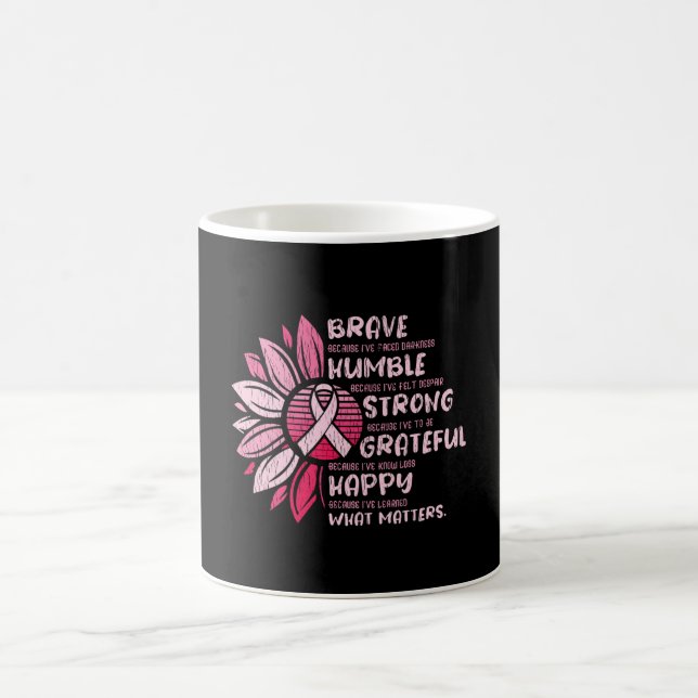 Modig och tacksam medvetenhet om bröstcancer kaffemugg (Center)