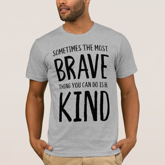 Modig och typ t shirt (Framsida)