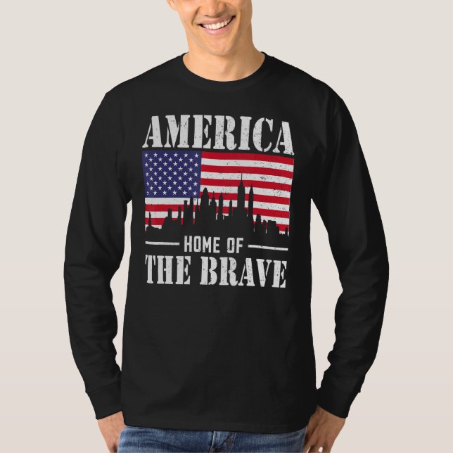 Modiga USA flagga:s amerikanska hem T Shirt (Framsida)
