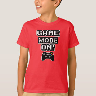 Modigt funktionsläge på den roliga tee shirt