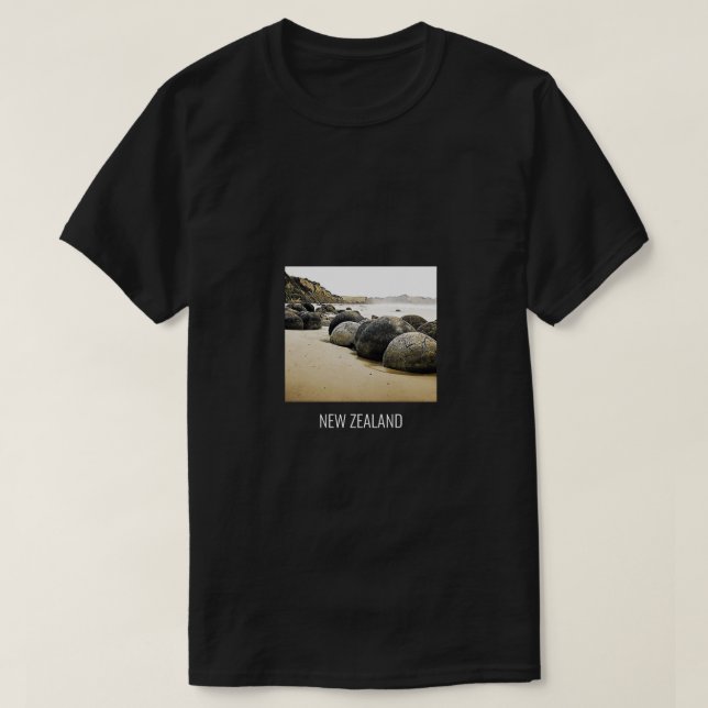 Moeraki Boulders Nya Zeelands resa T Shirt (Design framsida)