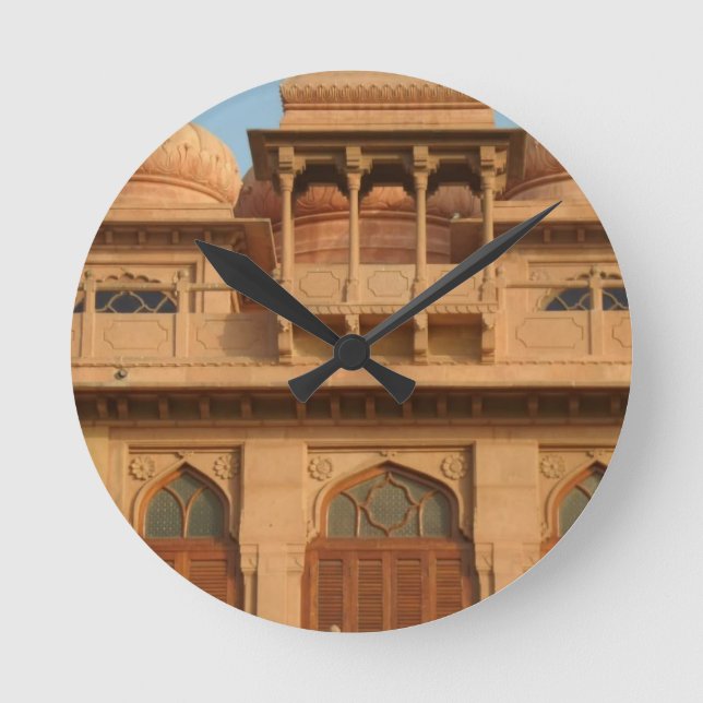 Mohatta Palace Museum: Ikondesign Rund Klocka (Framsida)