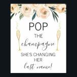 Möhippa av Cream Blommigt Glass- Poster<br><div class="desc">Möhippa av Cream Blommigt Glass Packa Champagne-skylten Tittar för en modern, enkel men elegant möhippa-skylt? Den här designen har en blommigt av blek arrangemang överst och två champagneglas på båda sidor av rubriken.</div>