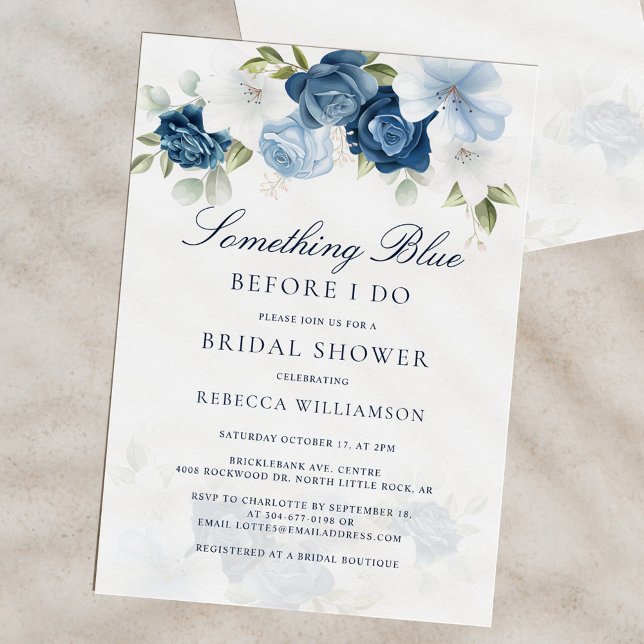 Möhippa Blommigt Dusty Blue Script Inbjudningar (Floral Dusty Blue Script Bridal Shower Invitation)