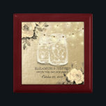 Möhippa Blommigt Mason Burk String Ljus Guld Smyckeskrin<br><div class="desc">Modern Bröllop Gift Box Templates - Elegant Blommigt Faux guldskript,  Mason Burk och String Ljus på Faux Gold Foil Background. En Perfekt för din stora dag. Alla textstorlekar i stil,  färg,  kan ändras för att passa dina behov!</div>