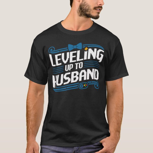 Möhippa Brudgummen ska uppgradera till make  T Shirt (Framsida)